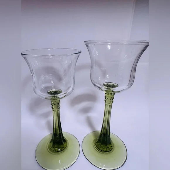 Partylite Radiant Glow Stemmed Votive Tealight Candleholder Set of 2 - Picture 6 of 7